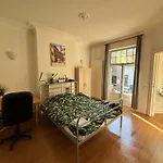 Stylish And Bright Appartement In Brussels
